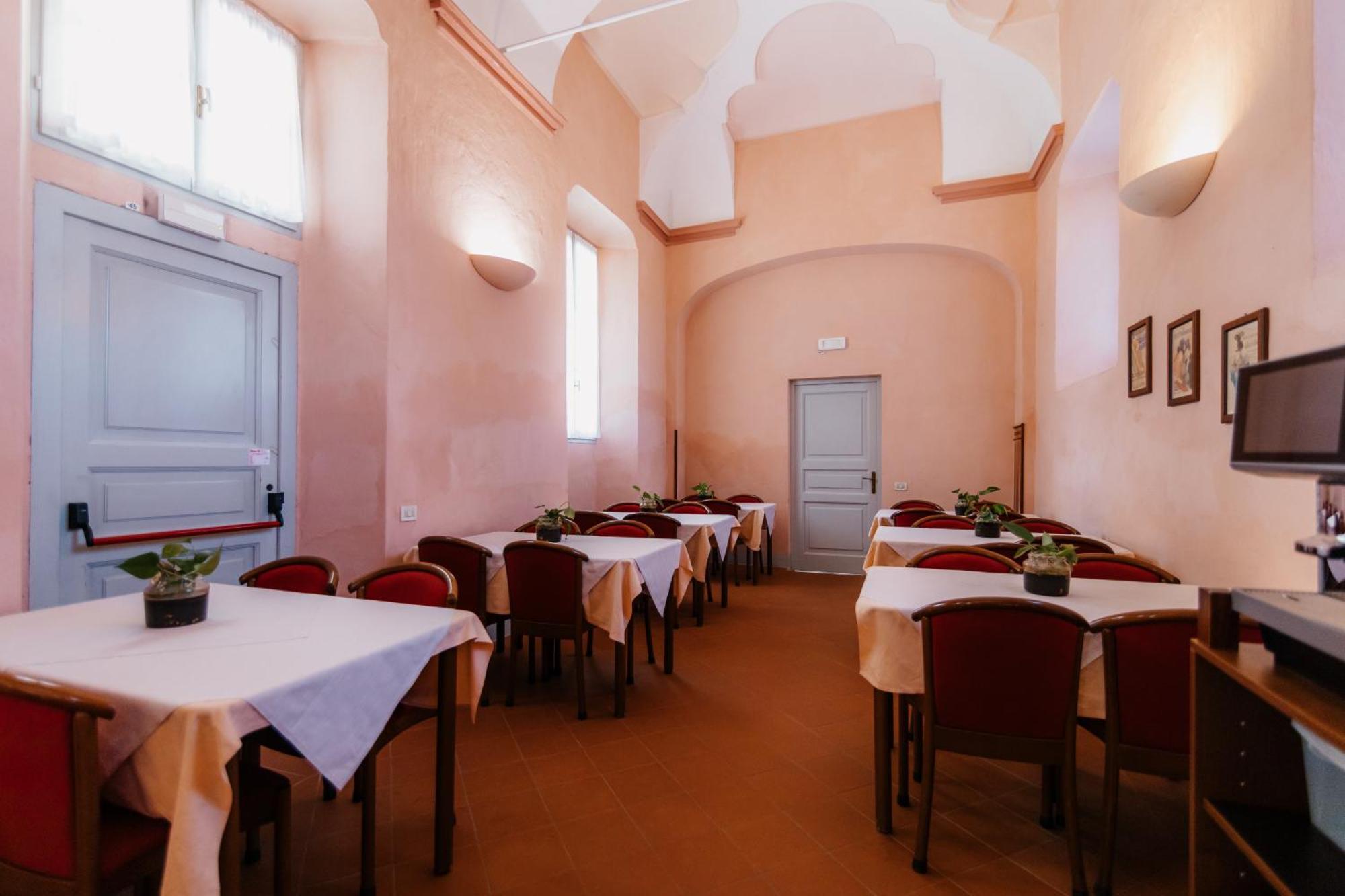 Casa Regina Montis Regalis Hotel Vicoforte Buitenkant foto