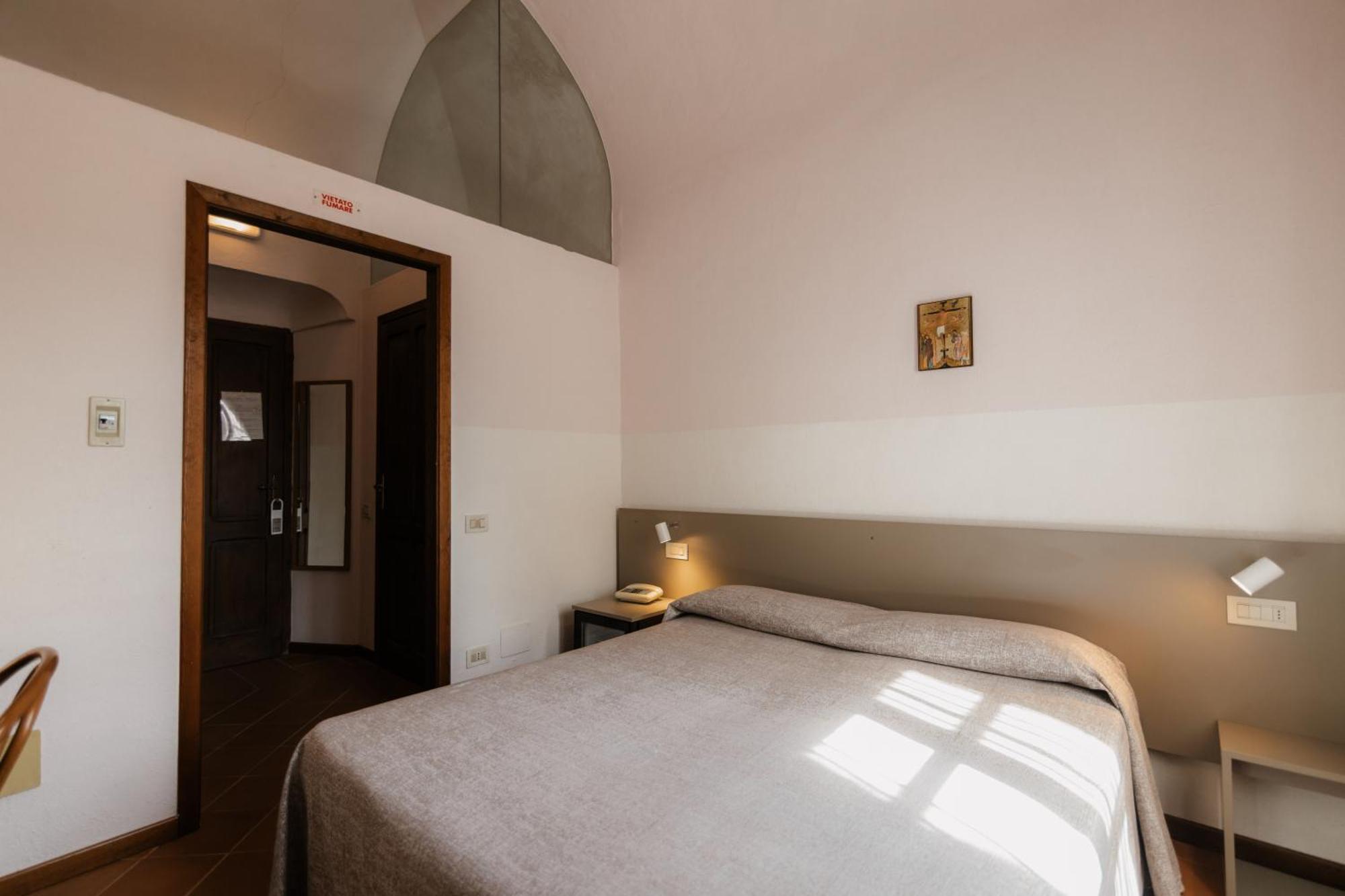 Casa Regina Montis Regalis Hotel Vicoforte Buitenkant foto