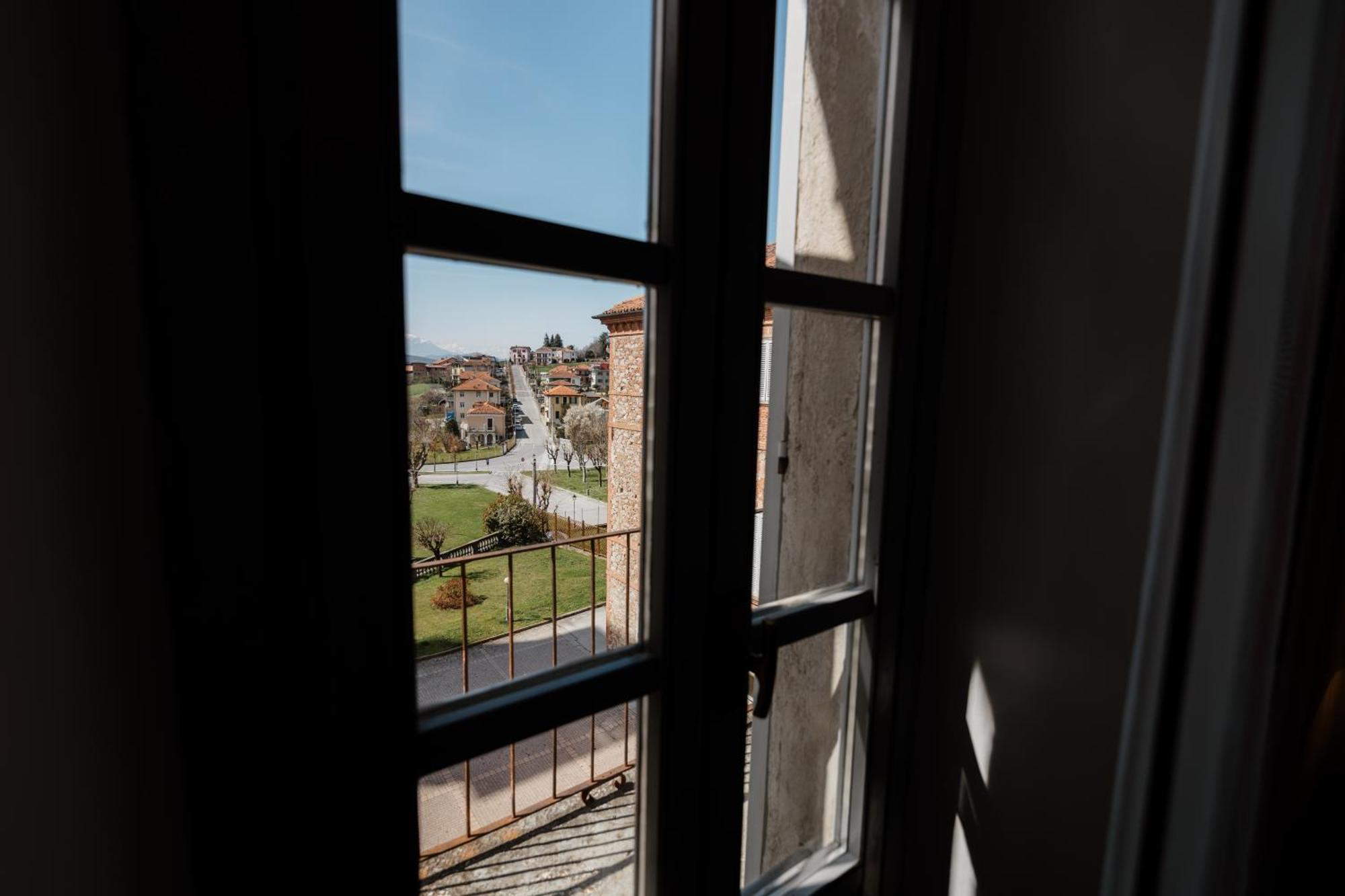 Casa Regina Montis Regalis Hotel Vicoforte Buitenkant foto